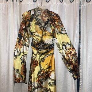 Cache Gold and Black Beaded Backless Evening Dress with Scawl